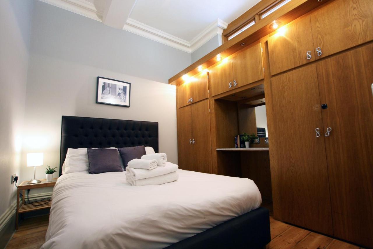 Historic Two Bed Apartment In Heart Of The City Bristol Esterno foto